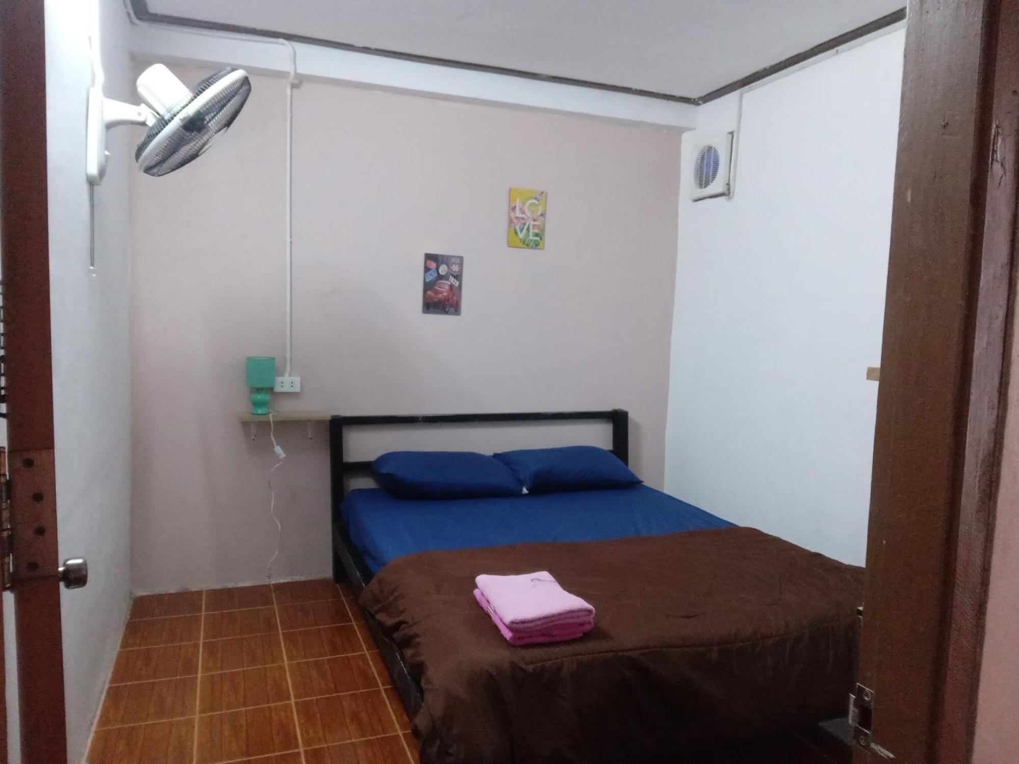 Bami Hostel Тхакхек Екстер'єр фото