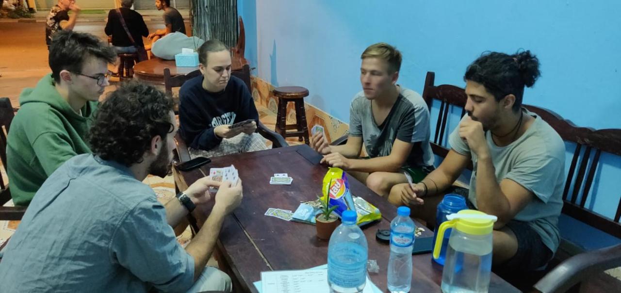 Bami Hostel Тхакхек Екстер'єр фото
